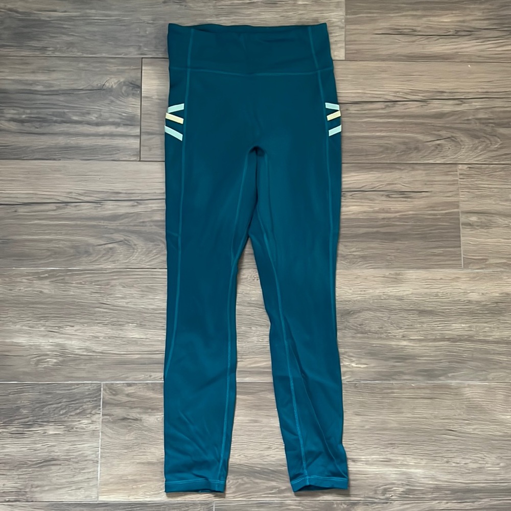 Fabletics motion 365 Trinity leggings green size Small